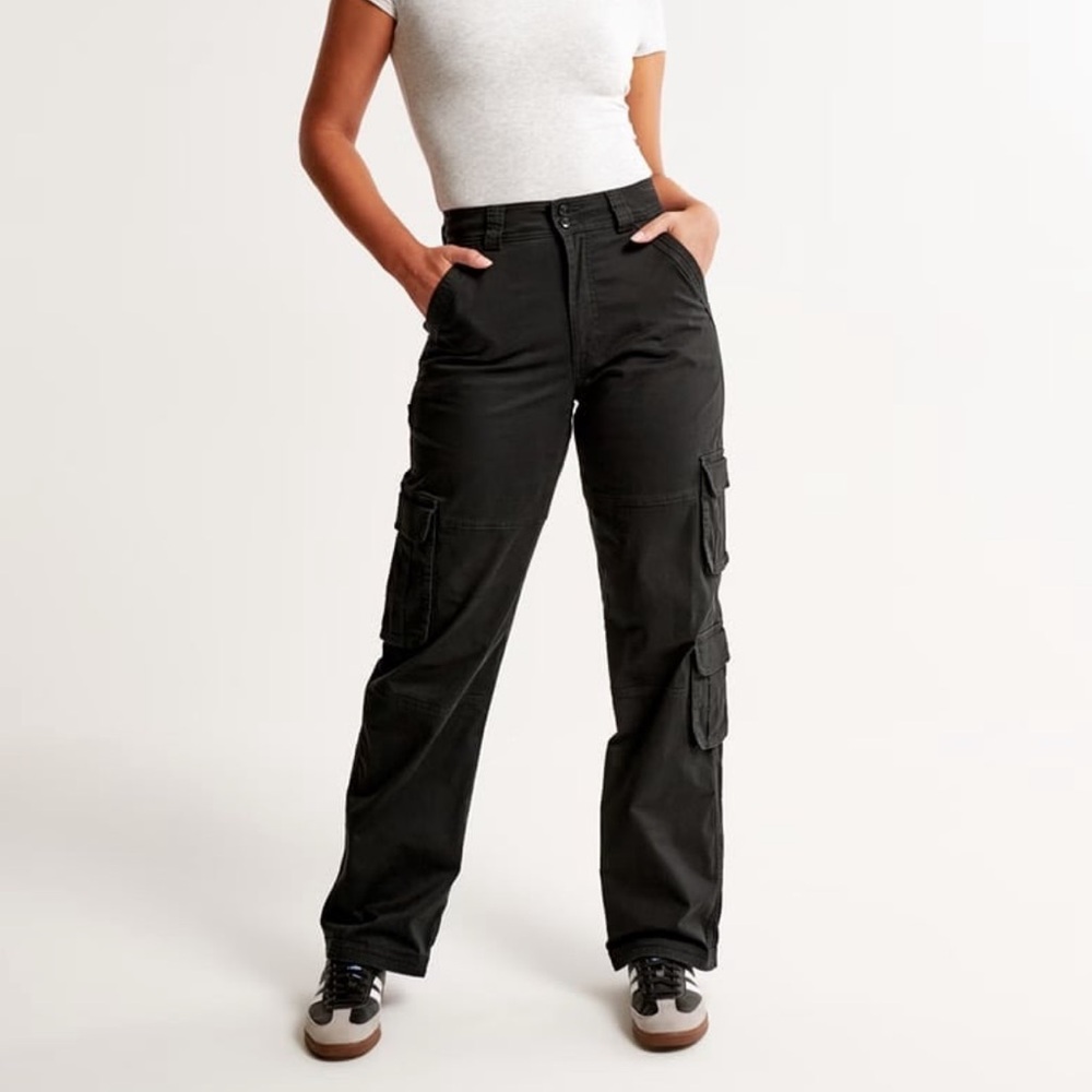 Abercrombie and Fitch Stretch Curve Love Relaxed Cargo Pant Black 26s